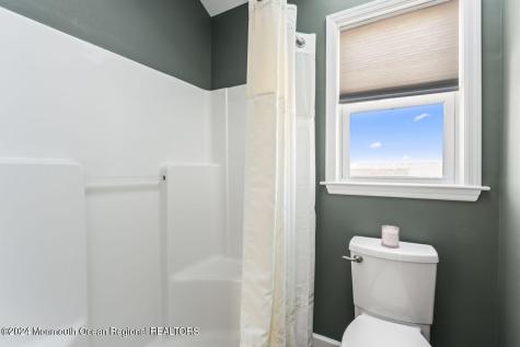 915 SW Central Avenue Seaside Park NJ 08752