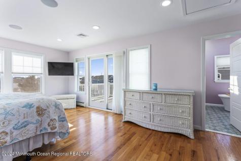 915 SW Central Avenue Seaside Park NJ 08752