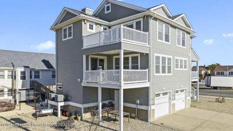 915 SW Central Avenue Seaside Park NJ 08752