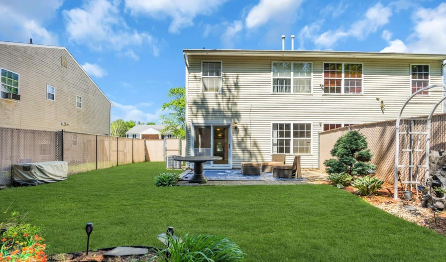 103 Brewster Circle Old Bridge NJ 08857