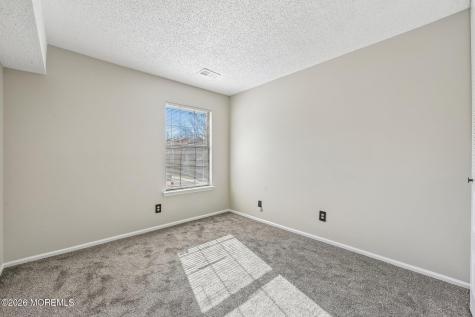 3015 Lighthouse Lane Parlin NJ 08859