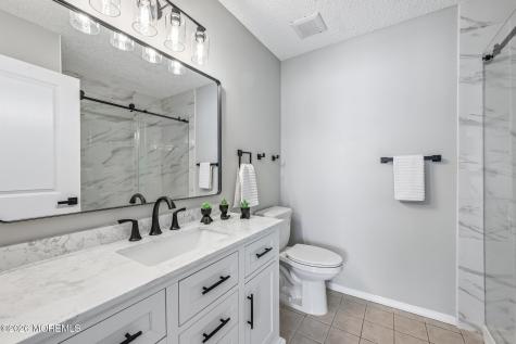 3015 Lighthouse Lane Parlin NJ 08859