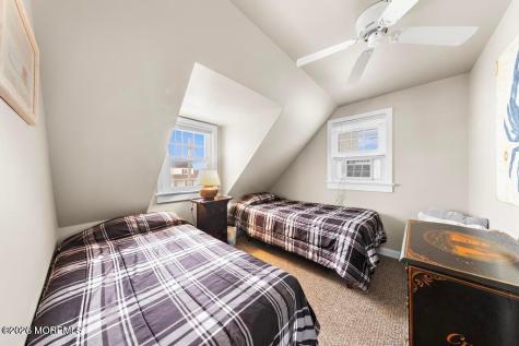26 W Oceanview Drive Long Beach Twp NJ 08008