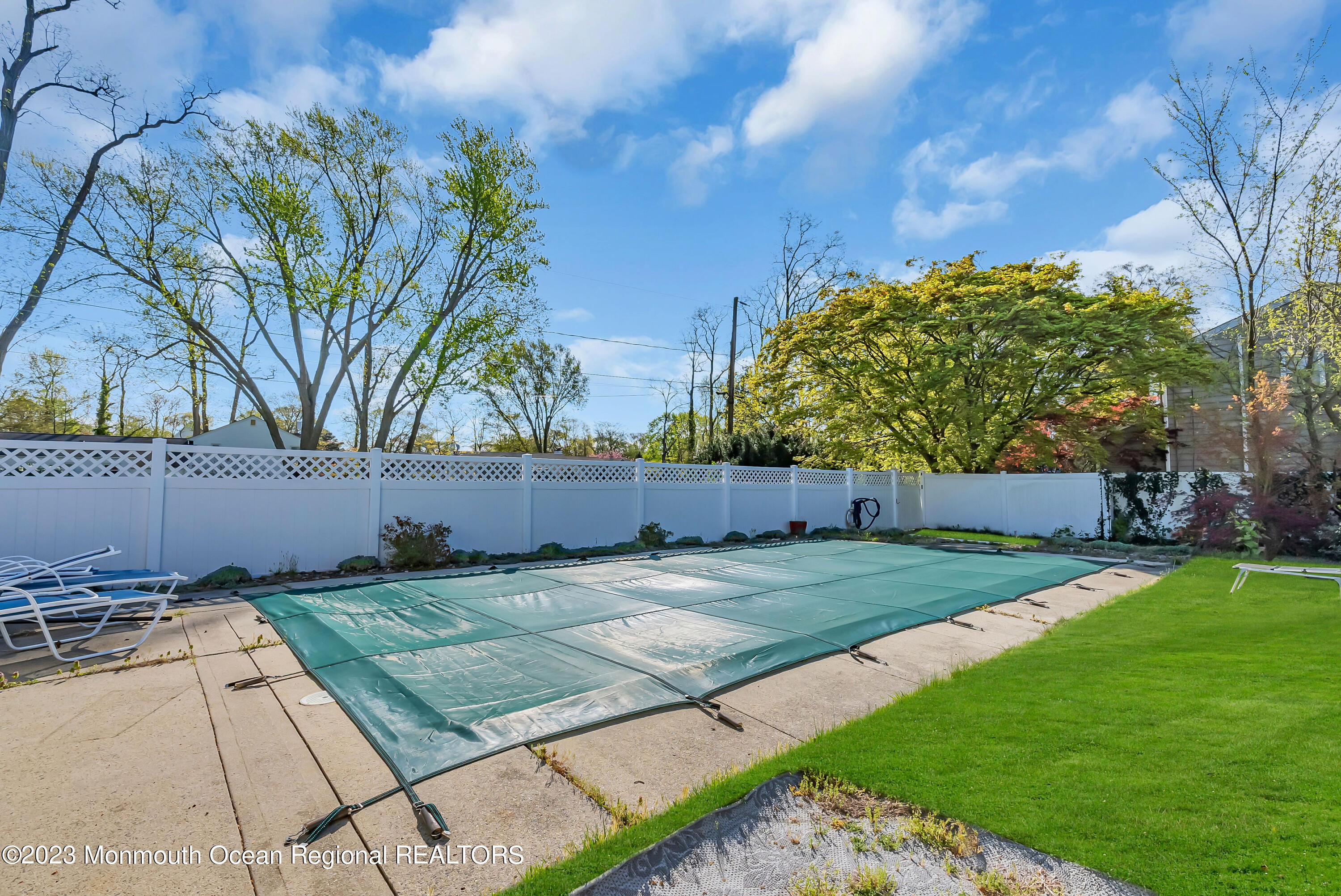 140 Idlewood Avenue Oakhurst NJ 07755