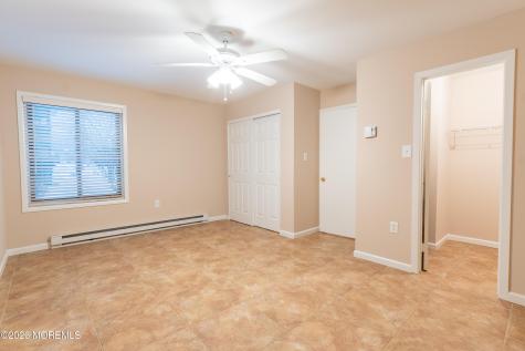 69 Overlook Way Manalapan NJ 07726