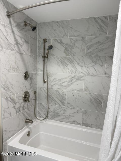 169 Amberly Drive Manalapan NJ 07726