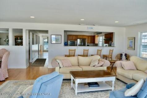 2 Bridge Avenue Bay Head NJ 08742