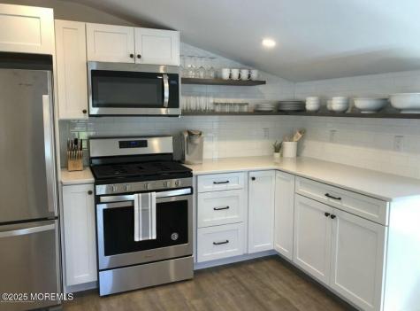 68 Bridge Avenue Bay Head NJ 08742