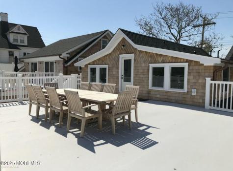 68 Bridge Avenue Bay Head NJ 08742
