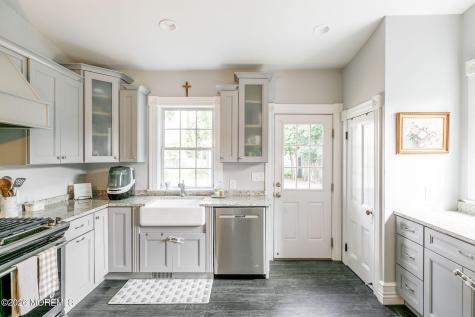 34 Ridge Road Rumson NJ 07760