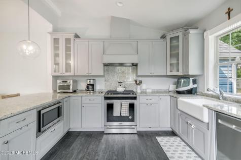 34 Ridge Road Rumson NJ 07760