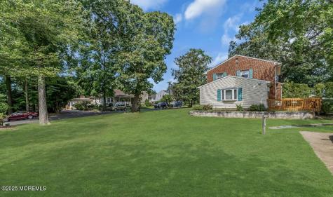 221 Harrison Avenue Oakhurst NJ 07755