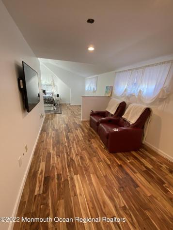 5 Carole Drive Oakhurst NJ 07755