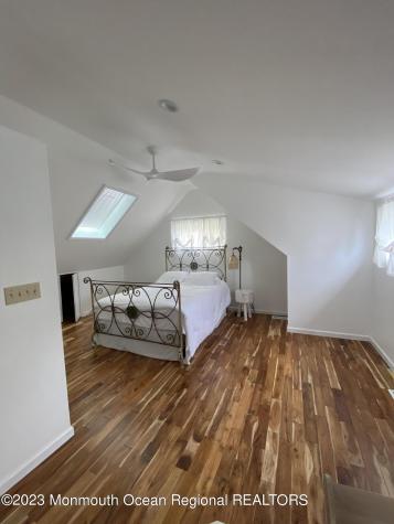 5 Carole Drive Oakhurst NJ 07755