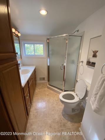 5 Carole Drive Oakhurst NJ 07755