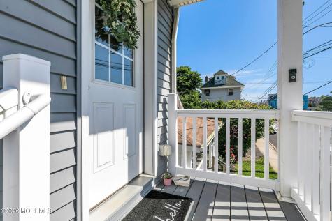 88 Seadrift Avenue Highlands NJ 07732