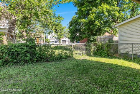 88 Seadrift Avenue Highlands NJ 07732