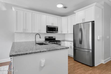88 Seadrift Avenue Highlands NJ 07732