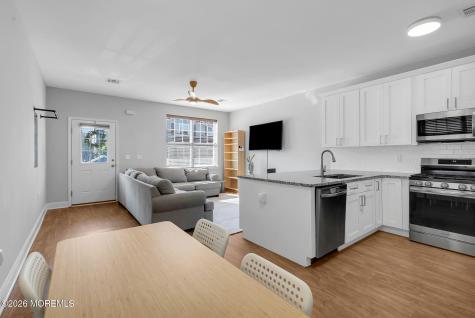 88 Seadrift Avenue Highlands NJ 07732