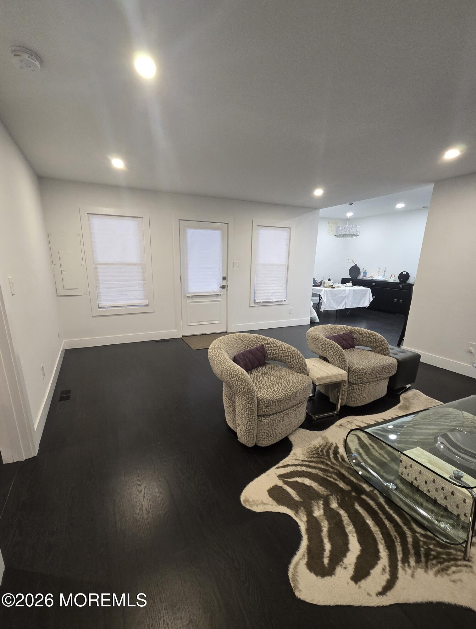 486 W Lincoln Avenue Oakhurst NJ 07755