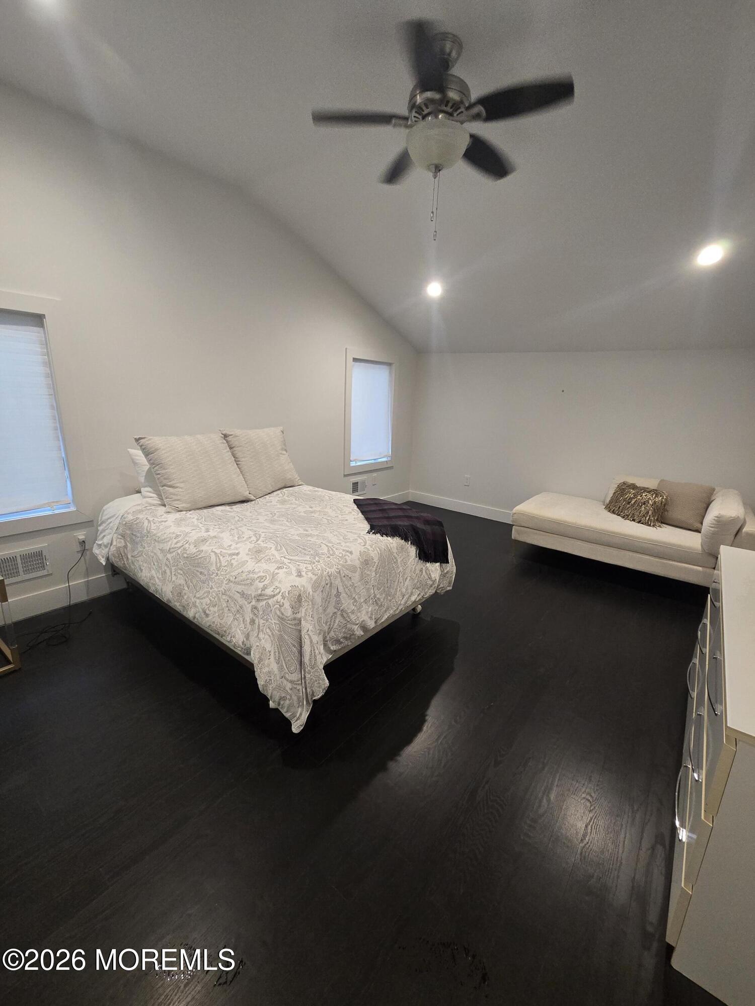 486 W Lincoln Avenue Oakhurst NJ 07755