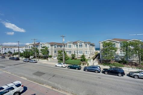 229 1st Avenue Manasquan NJ 08736