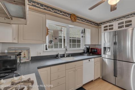 61 Beach Front Manasquan NJ 08736