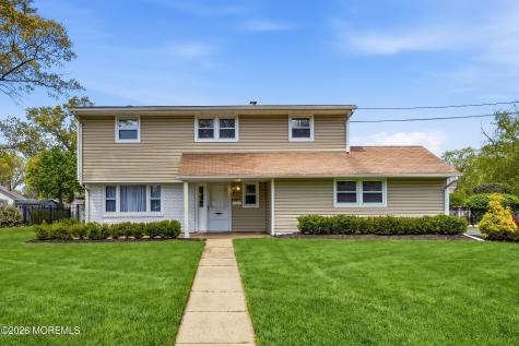 4 Cheryl Drive Oakhurst NJ 07755