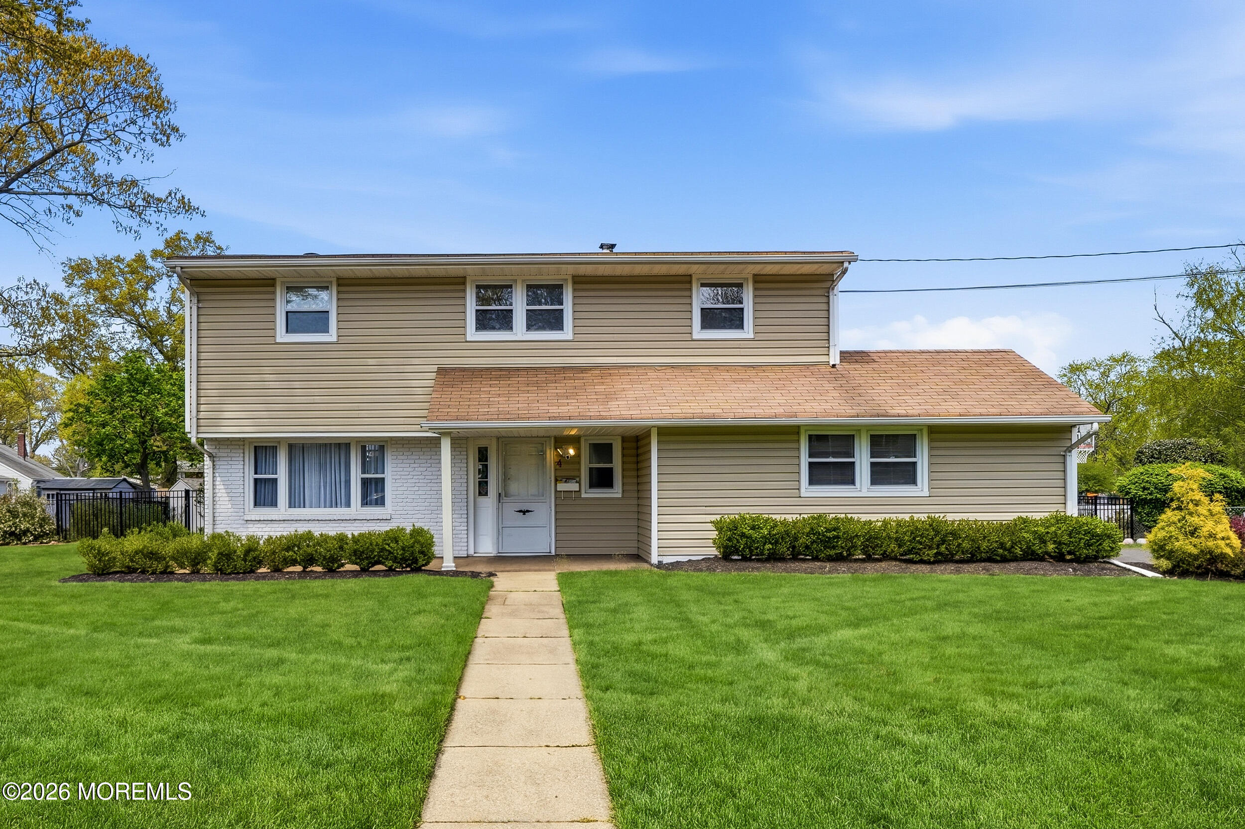 4 Cheryl Drive Oakhurst NJ 07755