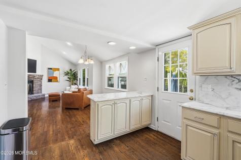 4 Cheryl Drive Oakhurst NJ 07755