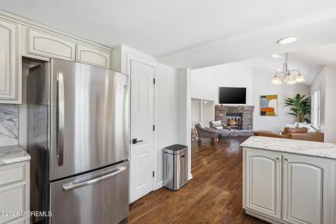 4 Cheryl Drive Oakhurst NJ 07755