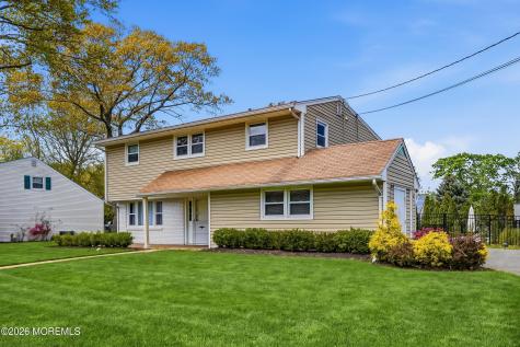 4 Cheryl Drive Oakhurst NJ 07755