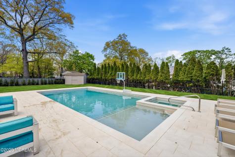 4 Cheryl Drive Oakhurst NJ 07755