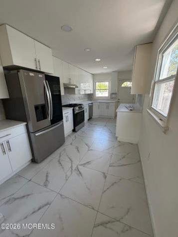 24 Berger Avenue Oakhurst NJ 07755