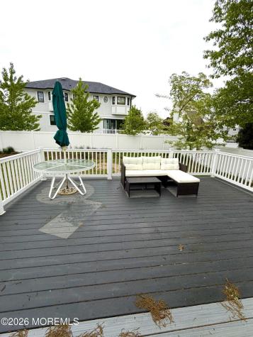 24 Berger Avenue Oakhurst NJ 07755