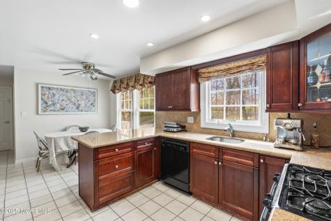 704 Deal Road Oakhurst NJ 07755
