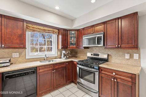 704 Deal Road Oakhurst NJ 07755