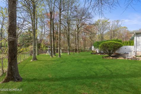 704 Deal Road Oakhurst NJ 07755