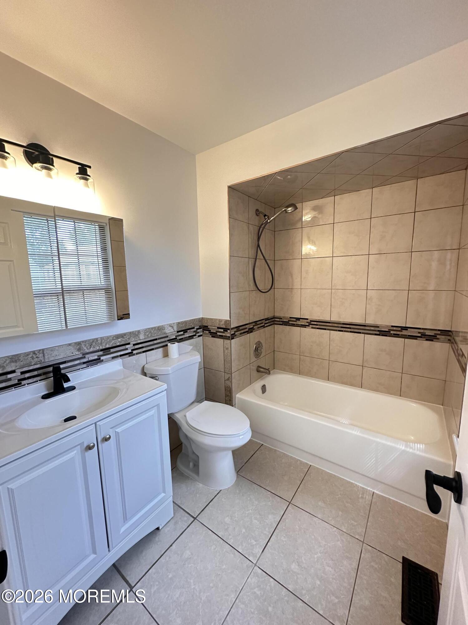 1 Amherst Court Freehold NJ 07728