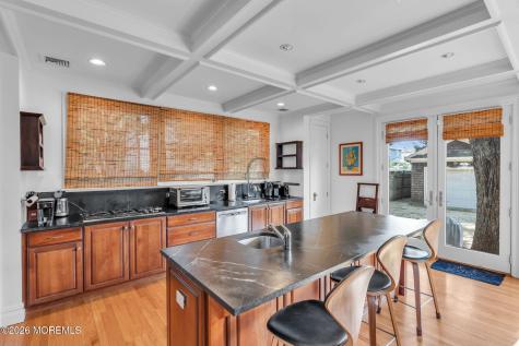 95 E River Road Rumson NJ 07760