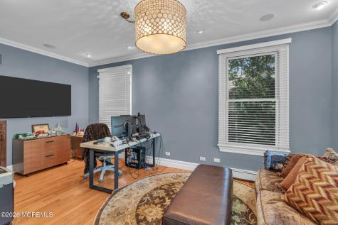 95 E River Road Rumson NJ 07760