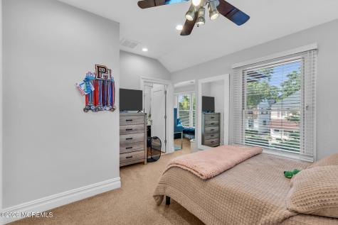 95 E River Road Rumson NJ 07760
