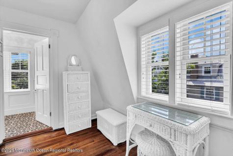 37 Ludlow Avenue Spring Lake NJ 07762