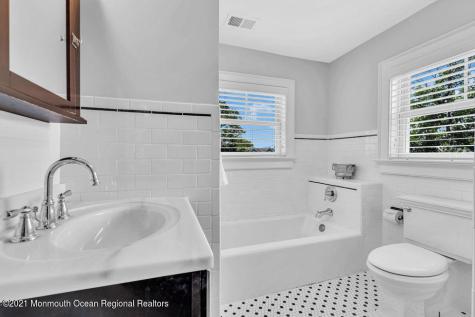 37 Ludlow Avenue Spring Lake NJ 07762