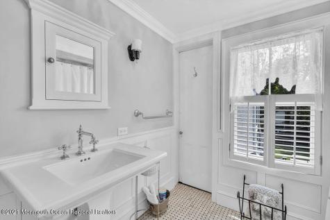 37 Ludlow Avenue Spring Lake NJ 07762