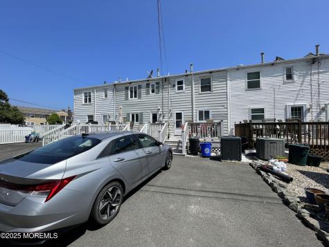 20 Vine Court Long Branch NJ 07740