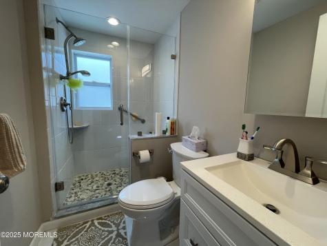 20 Vine Court Long Branch NJ 07740
