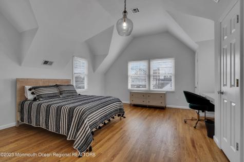 89 Mclean Avenue Manasquan NJ 08736