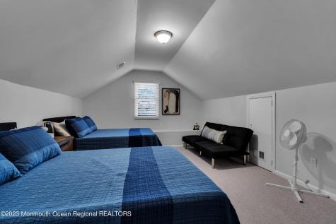 89 Mclean Avenue Manasquan NJ 08736