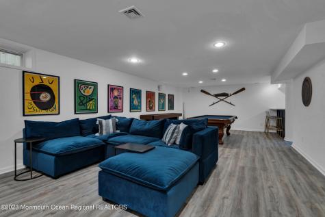 89 Mclean Avenue Manasquan NJ 08736